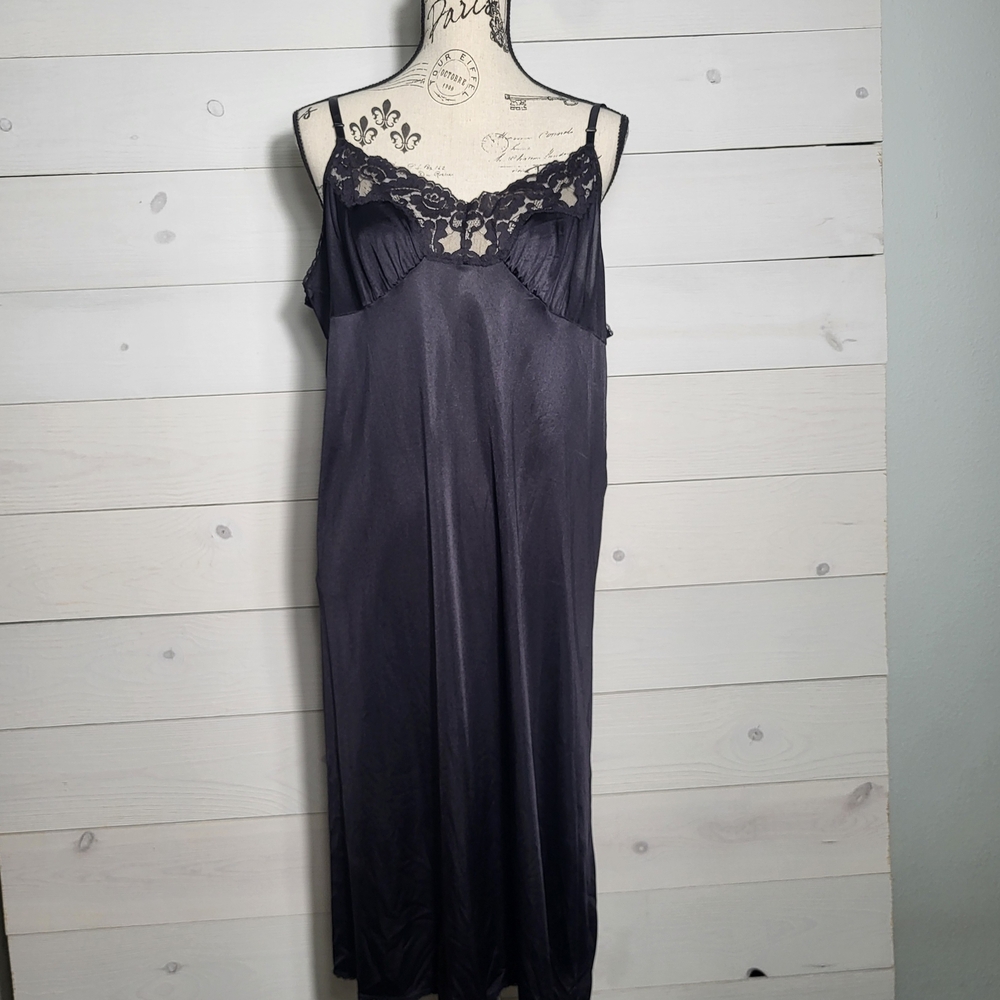 Vintage Nightgown Slip Dress Lace Trim Fairygoth Size 28" 44/50